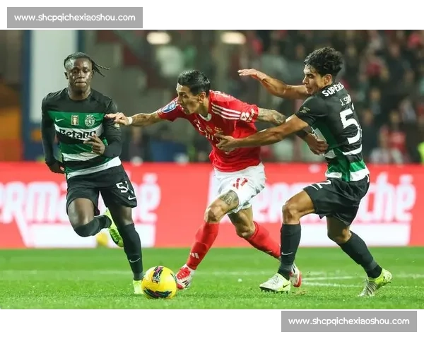 帕夫利季斯戴帽 + 三点球！本菲卡 5-0 横扫阿罗卡